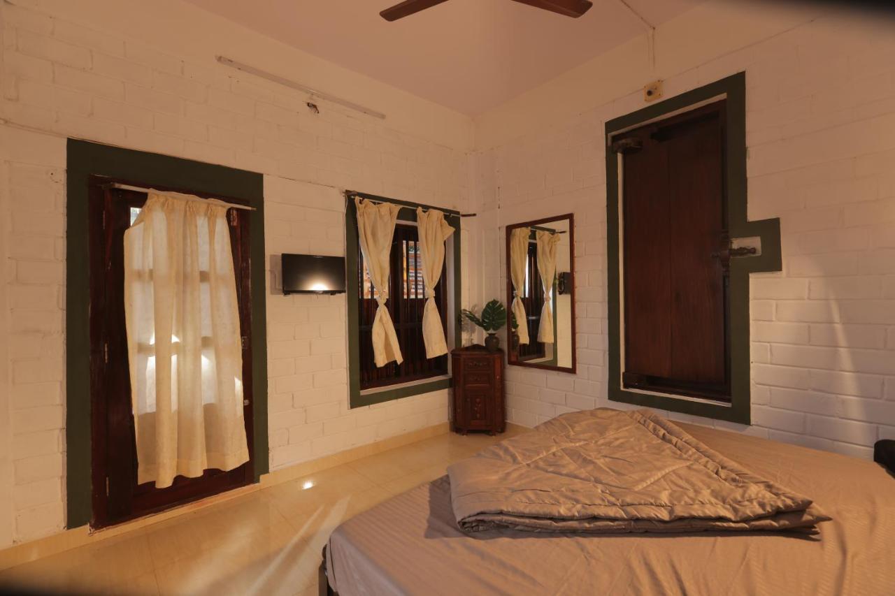 Mountde Kumarakom Ngoại thất bức ảnh